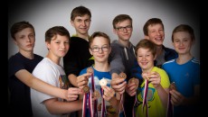 Jiří Číž, Jan Herman, Daniel Jaško, Lukáš Olexa, Miroslav Rus, Vojtěch Šmíd, Lukáš Umlauf, Ondřej Unzeitig, 3.A – 3. místo v krajském finále Olympiády dětí a mládeže ve volejbalu