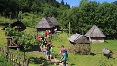 Skanzen v Koločavě – typická vesnická stavení