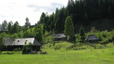 Skanzen v Koločavě – typická vesnická stavení