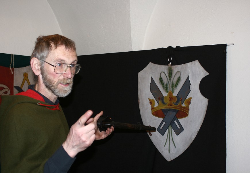 Ma Nerudov: Zkuen pan prvodce a trocha heraldiky 