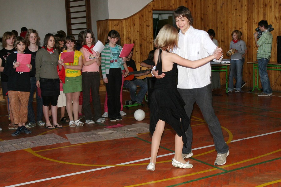 Tane�n� n�s teprve �ekaj�