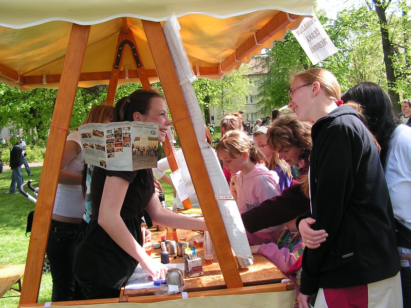 N�� ST�NEK NA FESTIVALU GLOBE