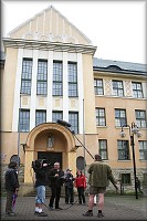 Točí se před gymplem 