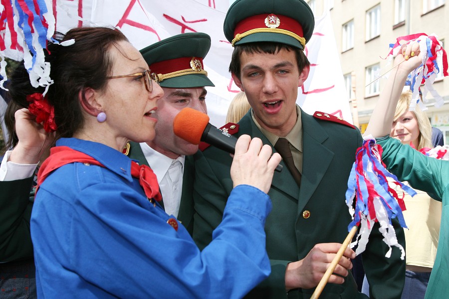 K obran socialistick vlasti