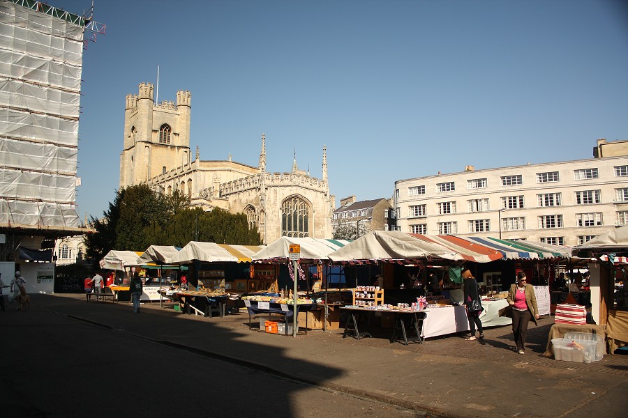 Den prvn, Cambridge - trhy na nmst