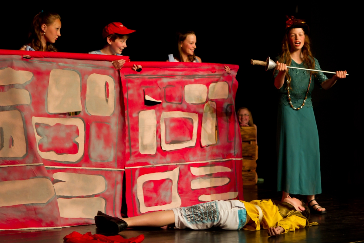 Co� takhle d�t si divadlo?