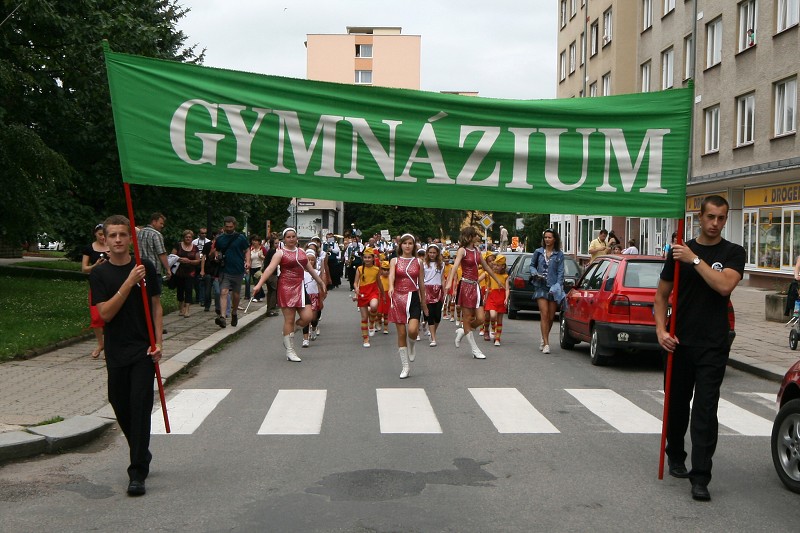 Pr�vod absolvent� m�stem