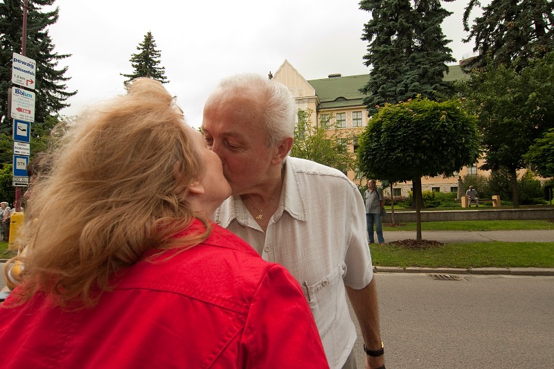 Pr�vod absolvent� m�stem