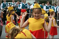 Pr�vod absolvent� m�stem