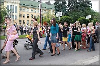 Pr�vod absolvent� m�stem